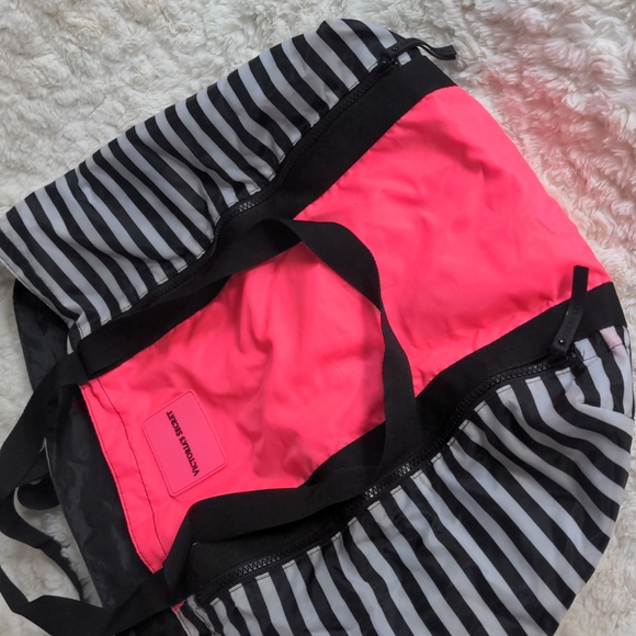 Victoria's Secret Tote Bag with Front Zipper Pocket - Picture 2 of 7